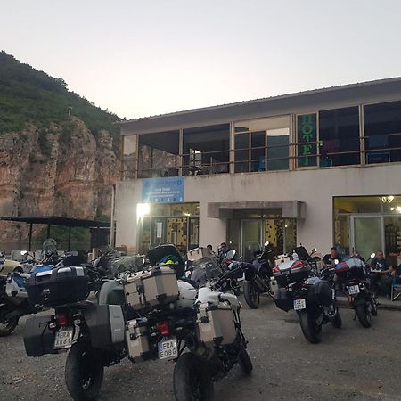 Rozafa Ferry & Accommodation Koman Exterior photo